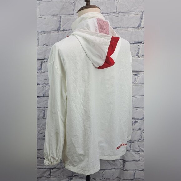 NWT Tim Hortons Run Club Windbreaker Jacket Hoodie Nylon Ripstop Men's Large - Picture 6 of 16